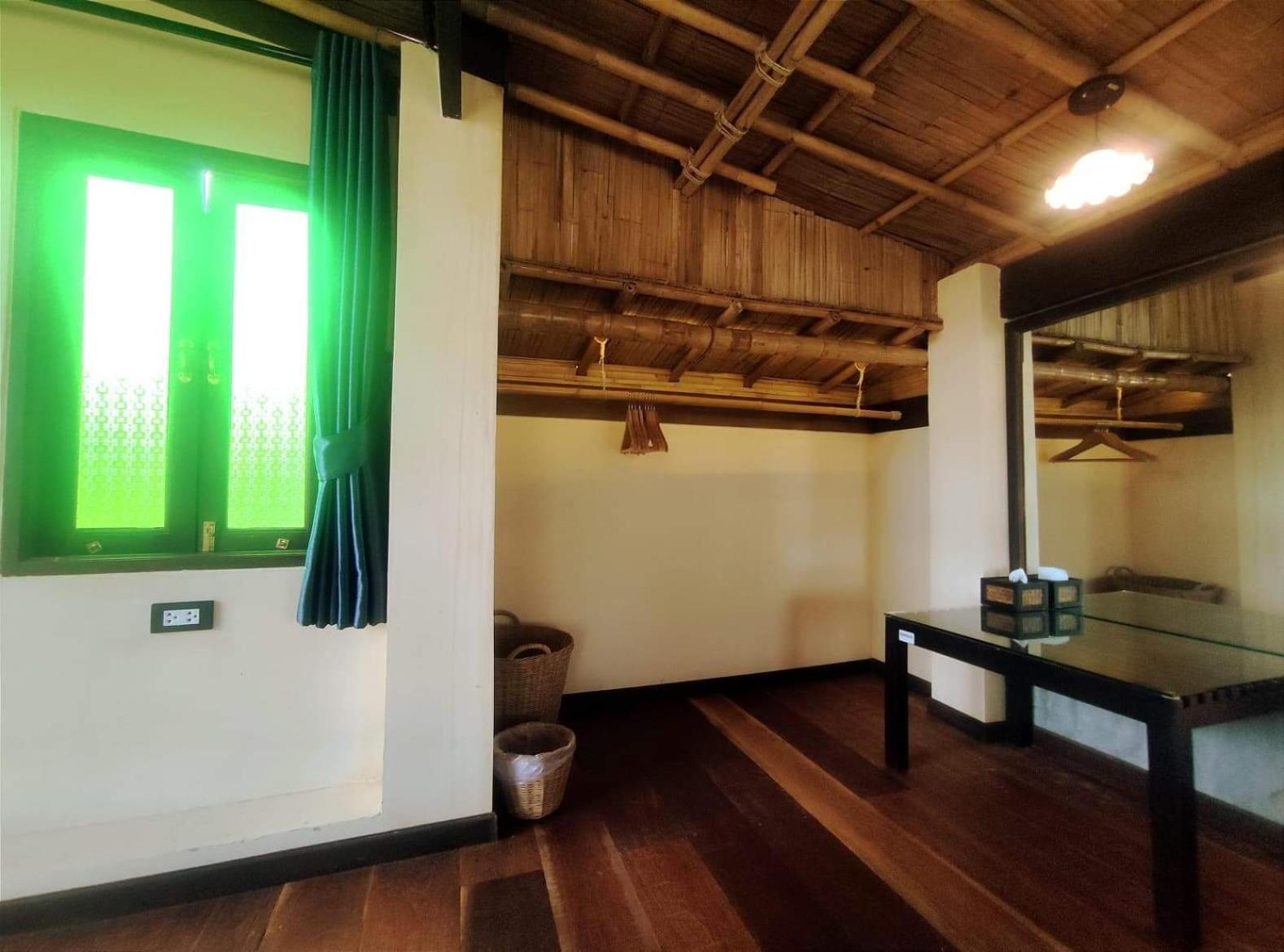 Hotel Relax House Lanta Old Town Ko Lanta Exterior foto