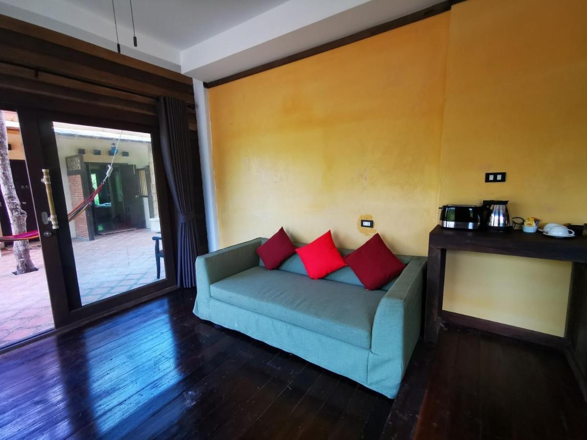 Hotel Relax House Lanta Old Town Ko Lanta Exterior foto